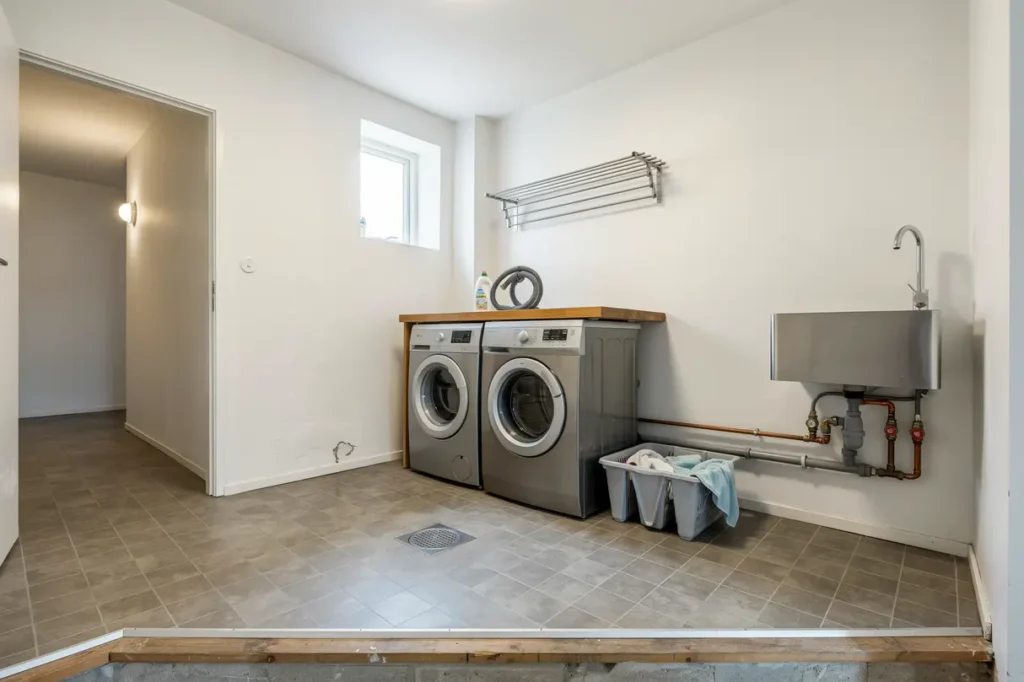 renovera tv ttstugan i villa smart planering fukts kra l sningar materialval och kostnad